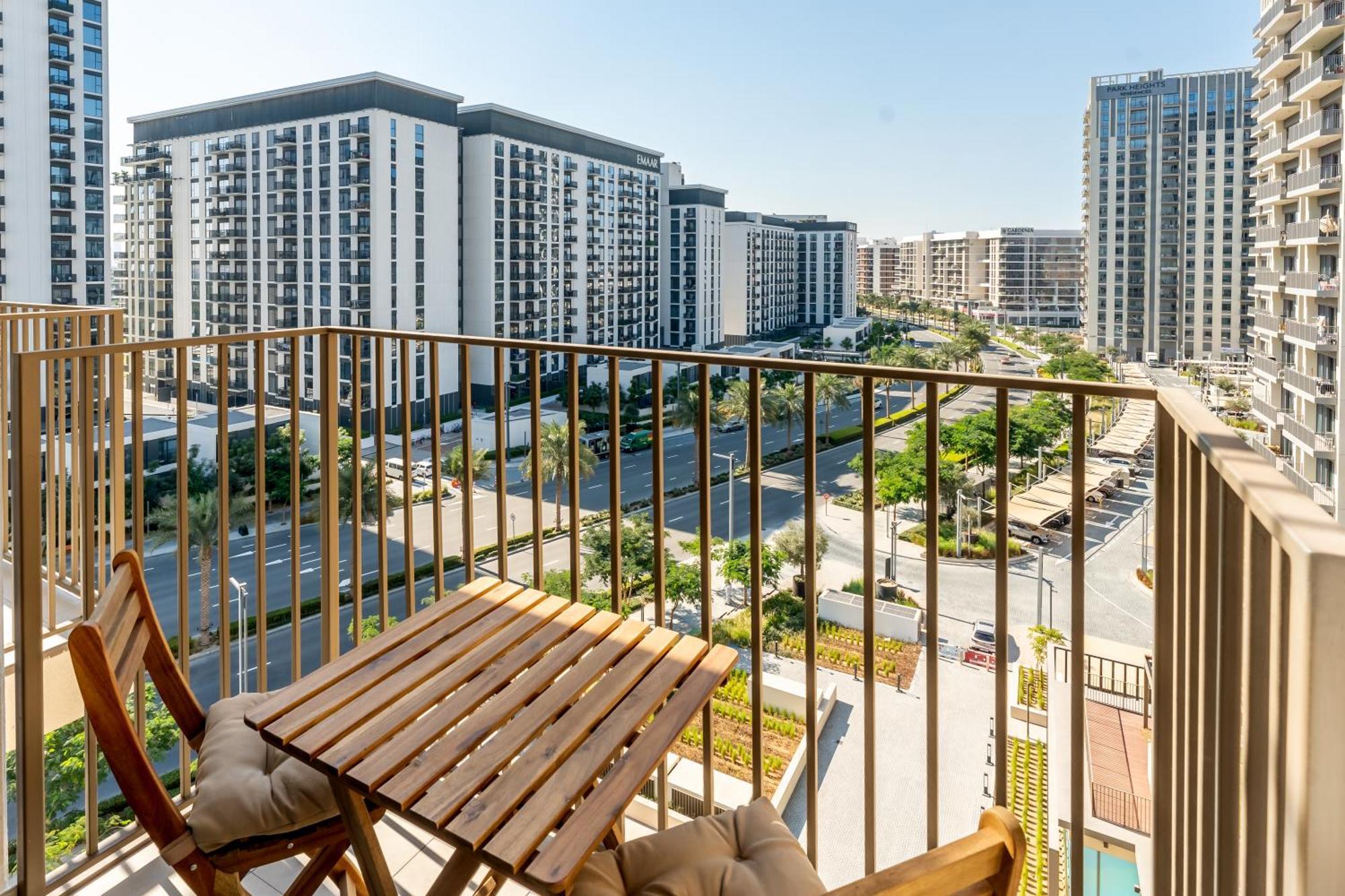 First Class Apartments In Dubai Hills - Next To Dubai Hills Mall - Socio, Collective And Golfville Towers Екстериор снимка